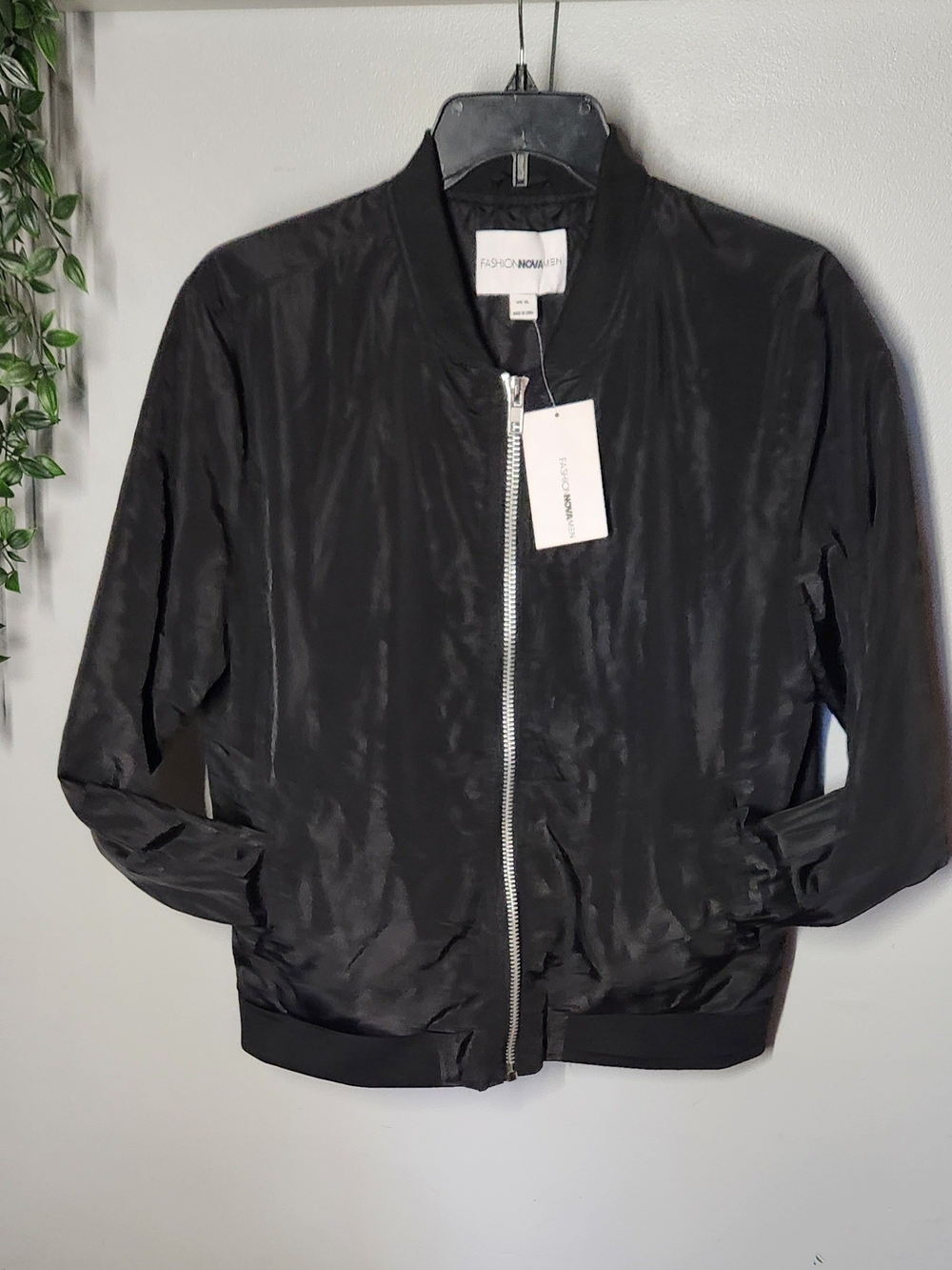 Fashion Nova Men Black Satin Bomber Jacket - XL